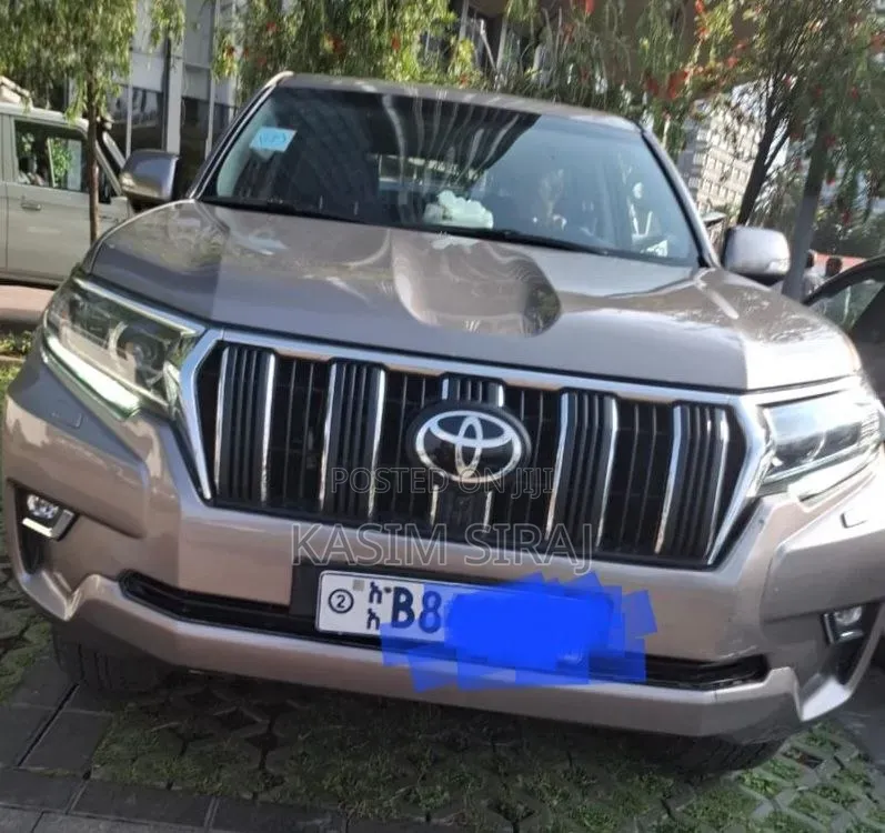 Toyota Land Cruiser Prado 2021 Blue