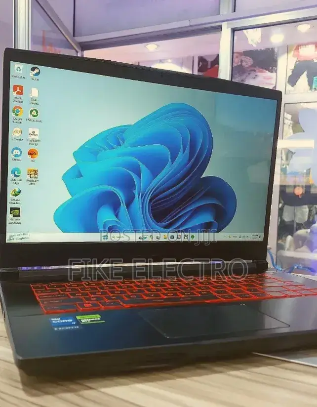 New Laptop MSI Katana GF66 16GB Intel Core i7 SSD 512GB