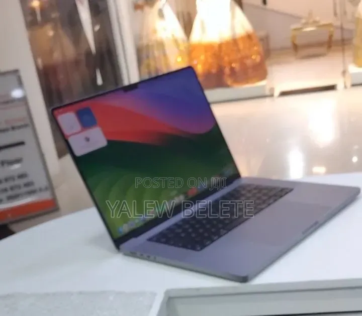 New Laptop Apple MacBook Pro 2021 M1 64GB Apple M1 Max SSD 1T