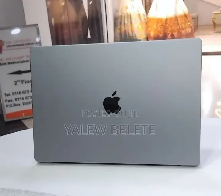 New Laptop Apple MacBook Pro 2021 M1 64GB Apple M1 Max SSD 1T
