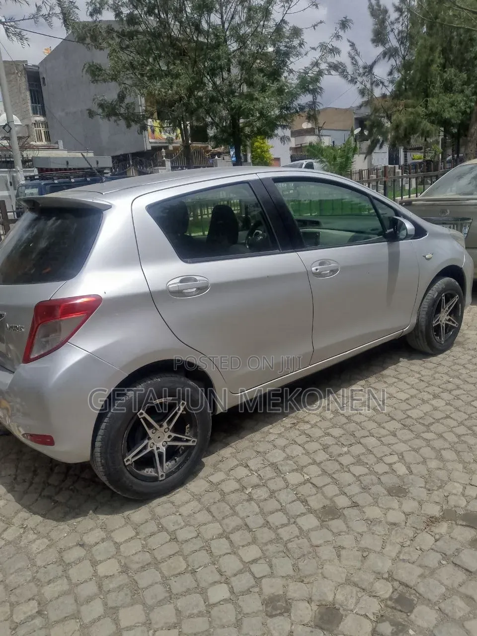 Toyota Yaris 2013 Silver