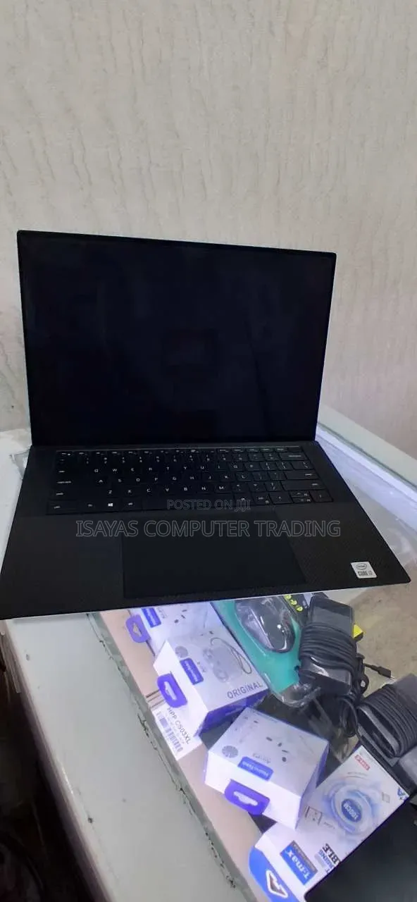 New Laptop Dell XPS 15 16GB Intel Core i7 SSD 512GB