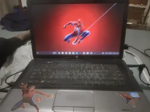 Laptop HP 650 6GB Intel Core i3 HDD 1T