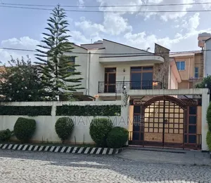 7bdrm House in Addis Abeba, Bole for sale