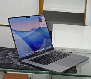 New Laptop Apple MacBook Pro 32GB Apple M1 Max SSD 1T