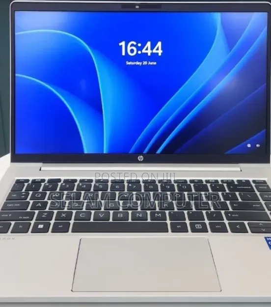 New Laptop HP ProBook 430 16GB Intel Core Ultra 7 SSD 512GB