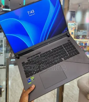 New Laptop Asus ROG GX800VH 32GB Nvidia SSD 2T