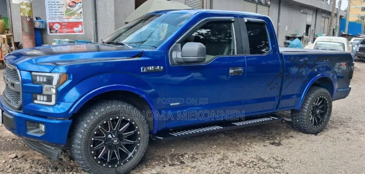 Ford F-150 2018 Blue