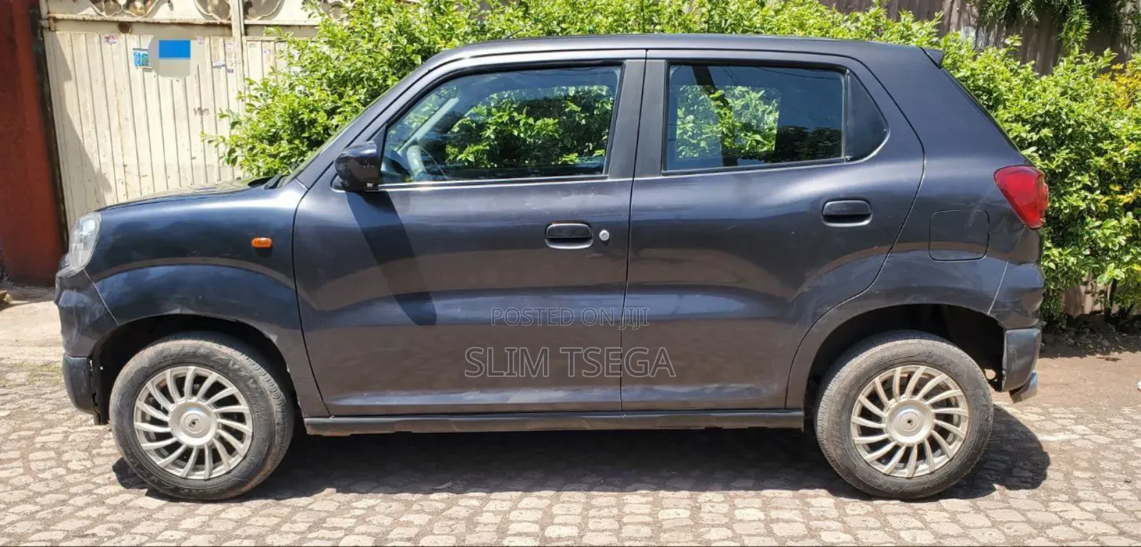 Rental Car _ Suzuki Spresso