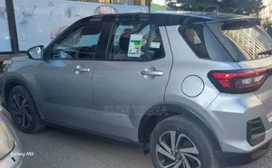 Rental Car _ Toyota Raize