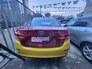 Changan Alsvin 2022 Yellow