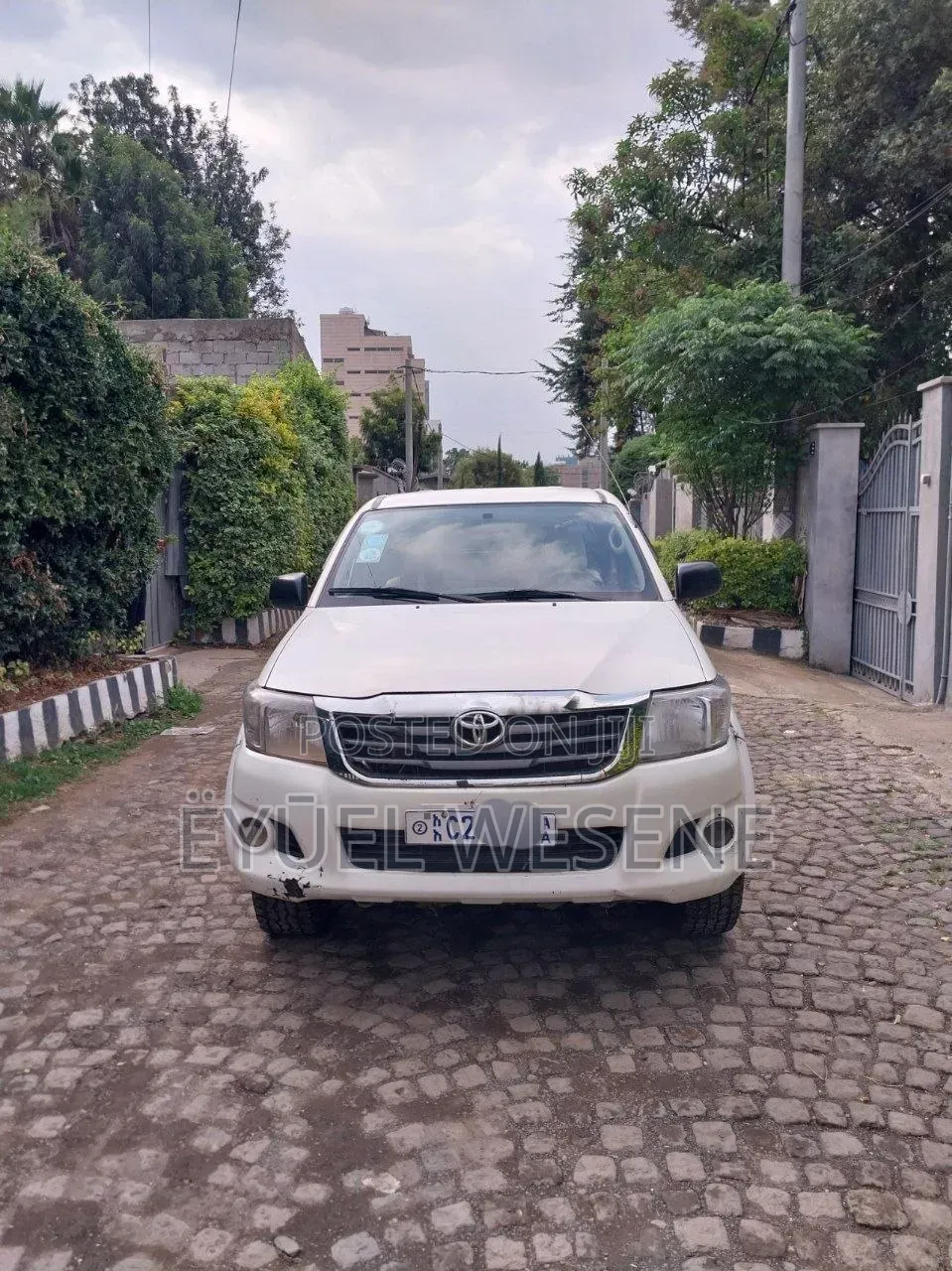 Toyota Hilux 2006 White