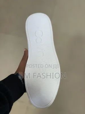 Calvin Klein: Crisp All-White