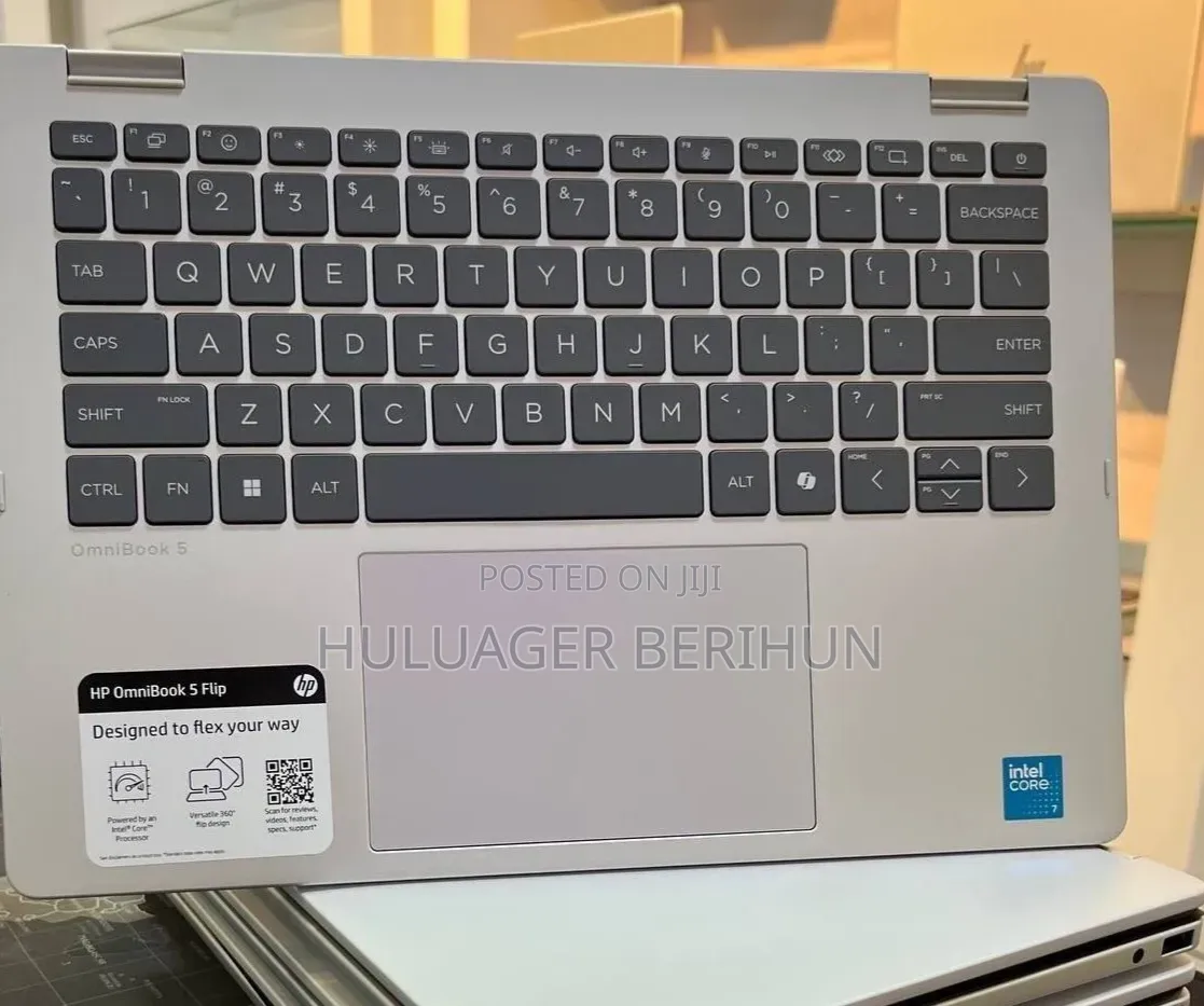New Laptop HP OmniBook 5 14" 16GB Intel Core i7 SSD 512GB