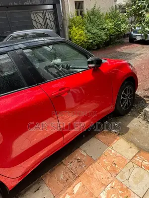 Suzuki Swift 2021 Red