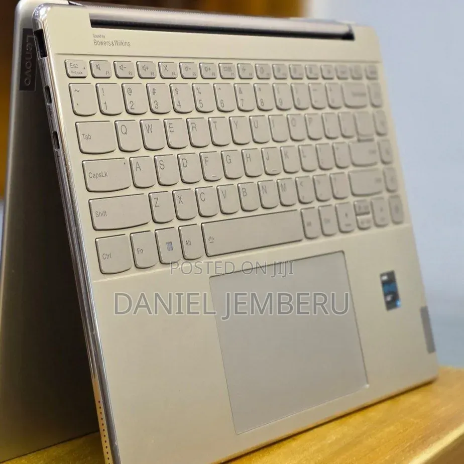 New Laptop Lenovo Yoga 9i 16GB Intel Core i7 SSD 512GB