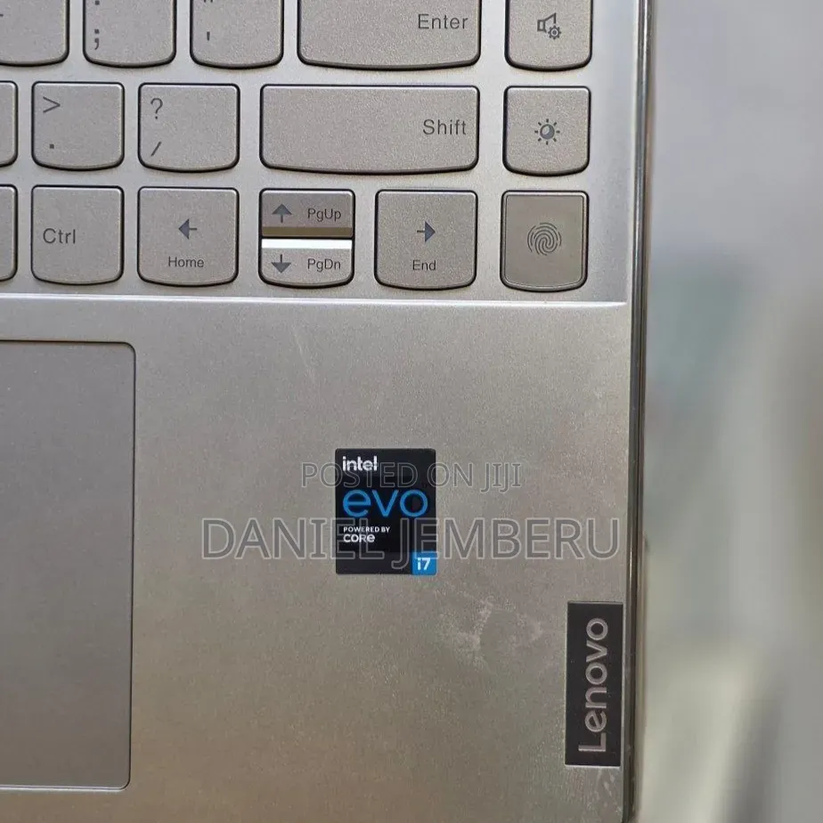 New Laptop Lenovo Yoga 9i 16GB Intel Core i7 SSD 512GB