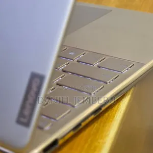New Laptop Lenovo Yoga 9i 16GB Intel Core i7 SSD 512GB