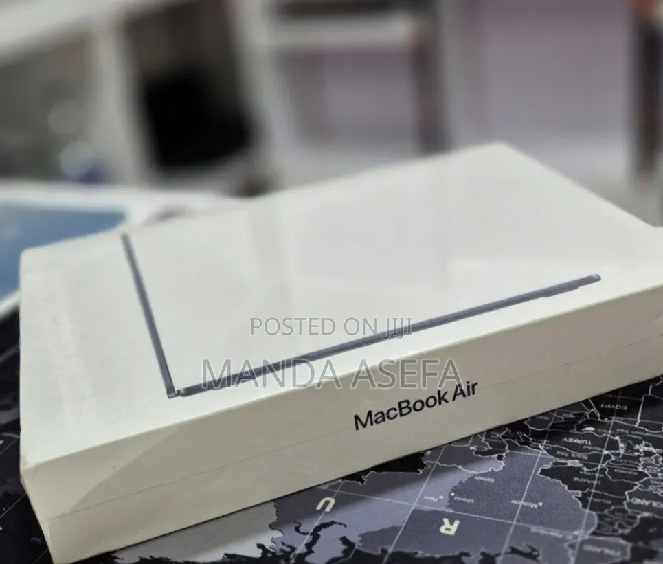 New Laptop Apple MacBook Air 2022 M2 8GB Apple M2 SSD 256GB