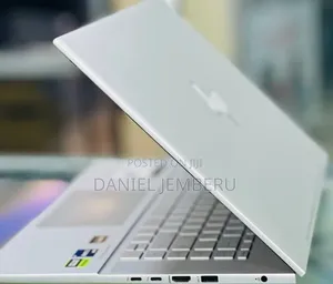 New Laptop HP Envy 13 16GB Intel Core i9 SSD 1T