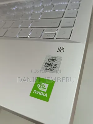 New Laptop HP Pavilion 15 8GB Intel Core i5 SSD 512GB