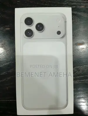 New Apple iPhone 17 Pro Max 256 GB Silver