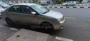 Toyota Corolla 2005 Gold