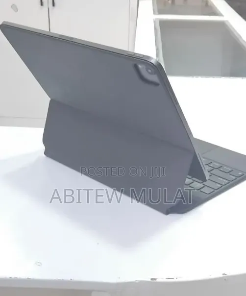 New Apple iPad Pro 12.9 (2018) 256 GB