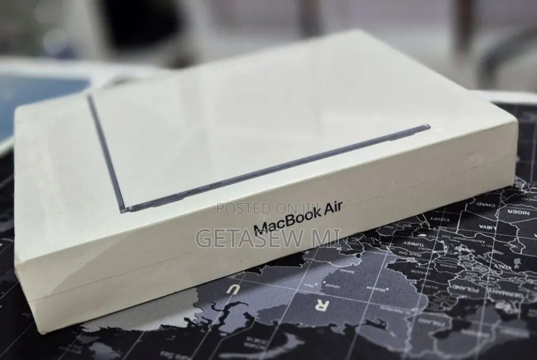 New Laptop Apple MacBook Air 2022 M2 8GB Apple M2 SSD 256GB