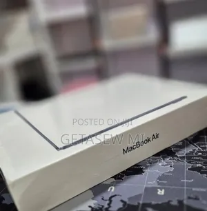 New Laptop Apple MacBook Air 2022 M2 8GB Apple M2 SSD 256GB