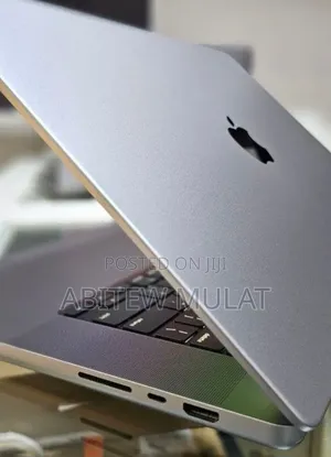 New Laptop Apple MacBook Pro 2021 M1 Max 32GB Apple M1 Max SSD 1T