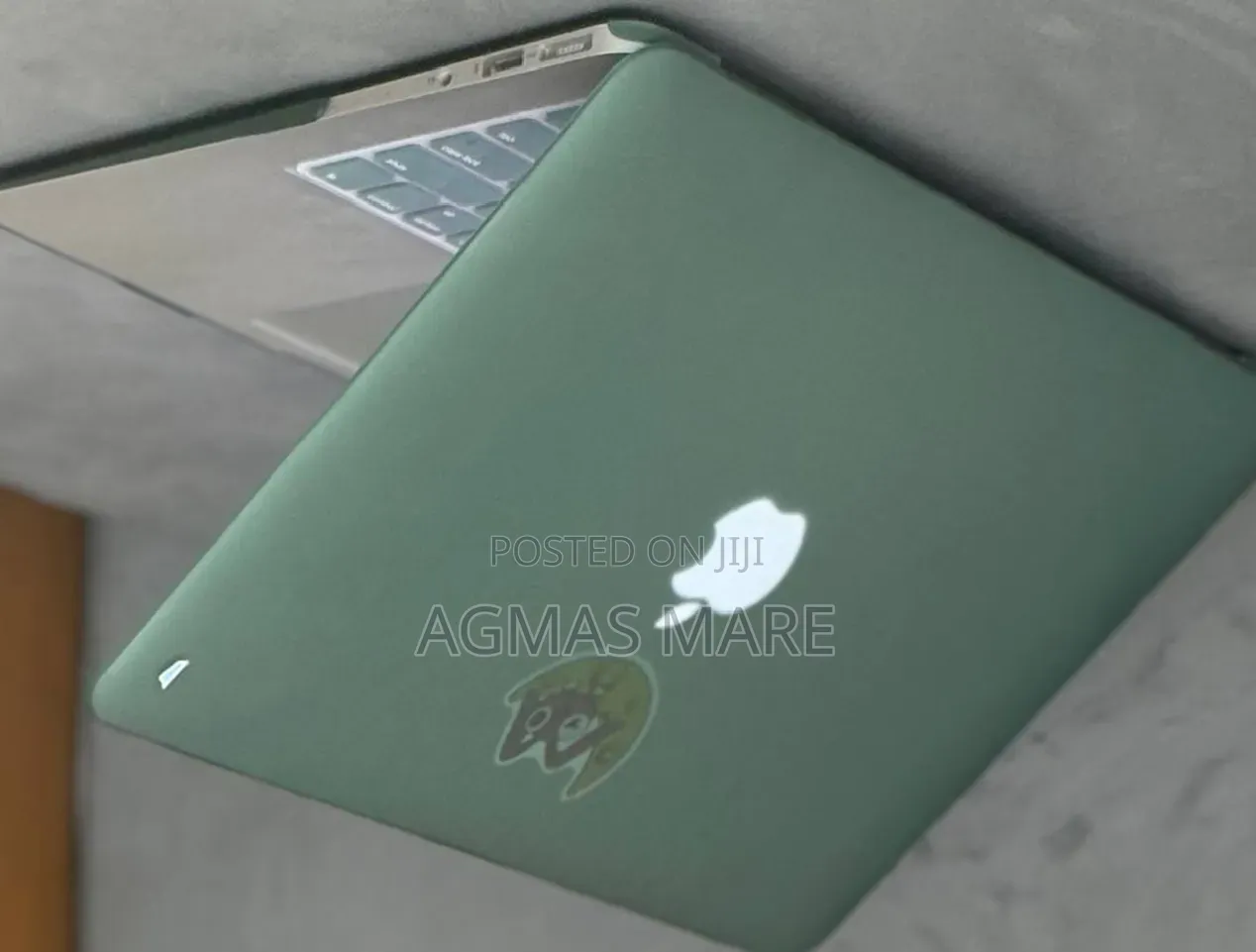 New Laptop Apple MacBook Air 2015 8GB Intel Core i5 SSD 128GB