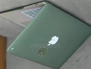 New Laptop Apple MacBook Air 2015 8GB Intel Core i5 SSD 128GB
