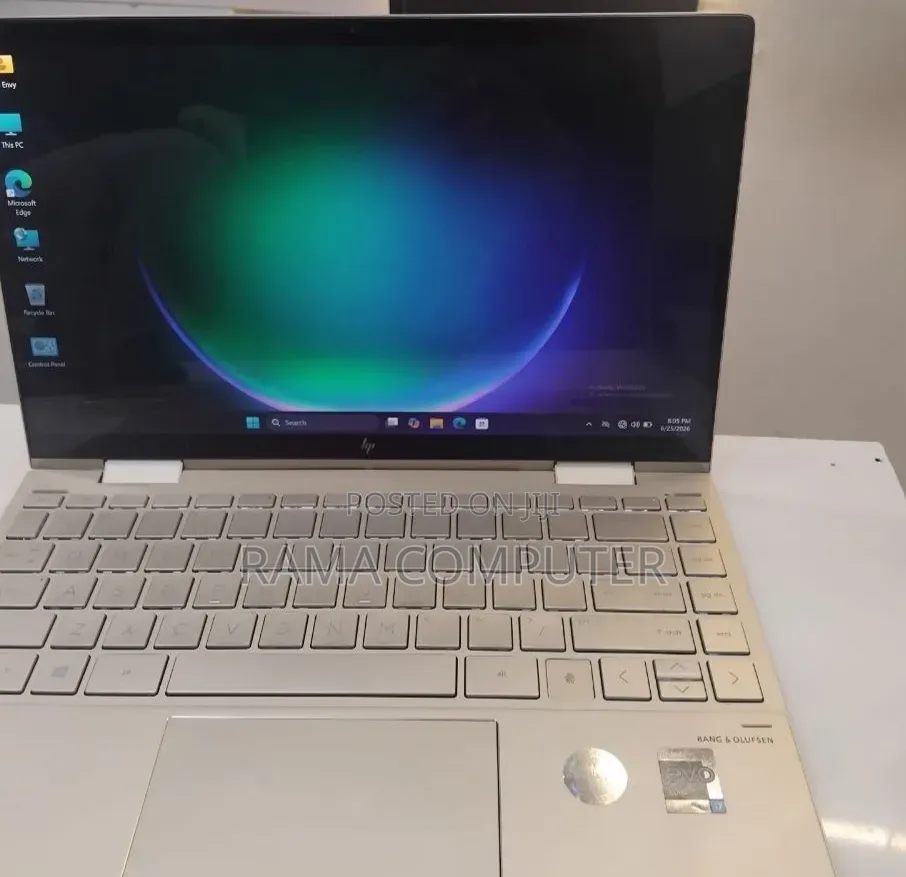 New Laptop HP Envy X360 8GB Intel Core i7 SSD 512GB