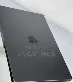 New Laptop Apple MacBook Pro 2021 M1 32GB Apple M1 Pro SSD 512GB