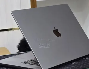 New Laptop Apple MacBook Pro 2021 M1 32GB Apple M1 Pro SSD 512GB