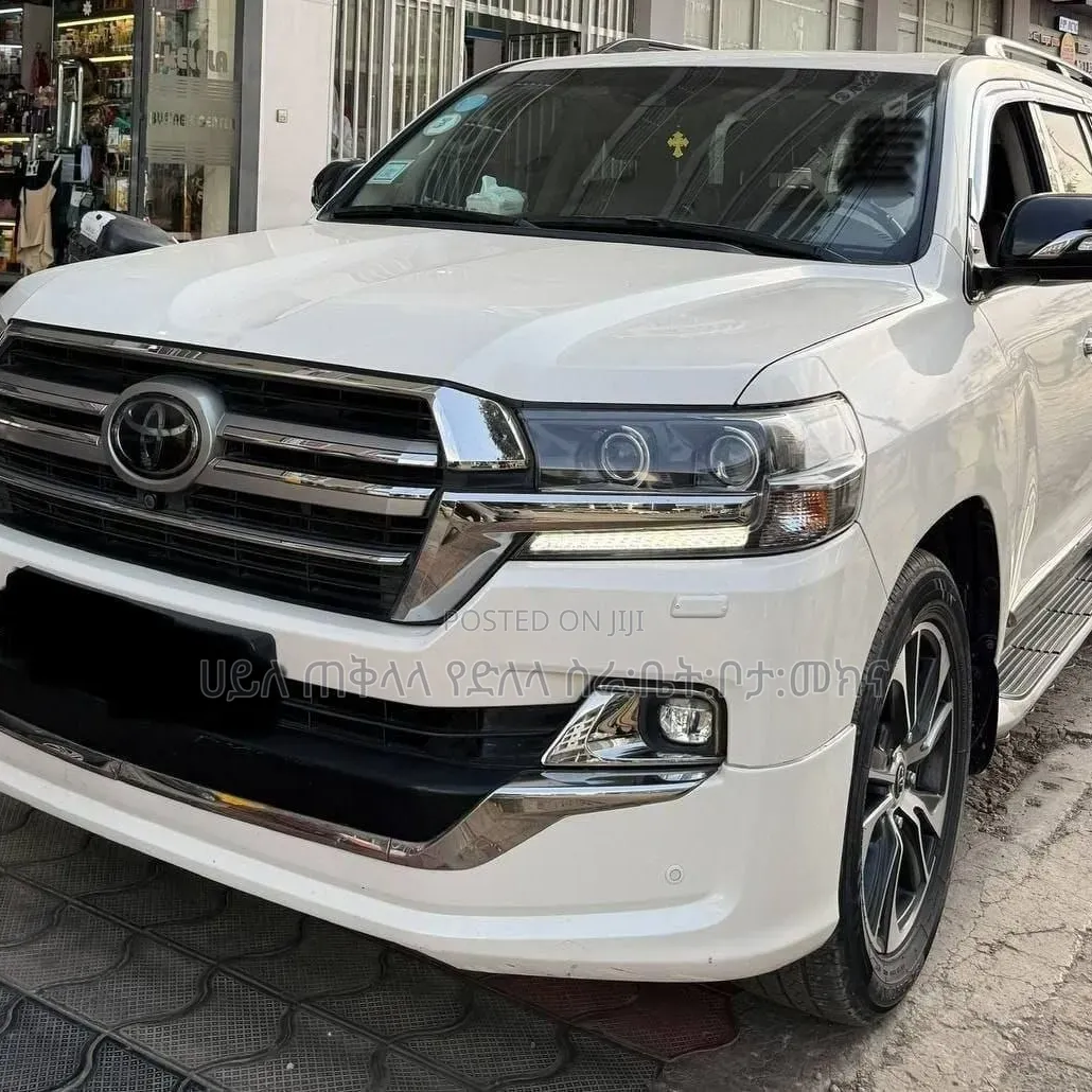 Toyota Land Cruiser 2020 Off white