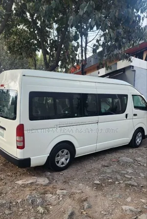 Toyota HiAce 2020 White