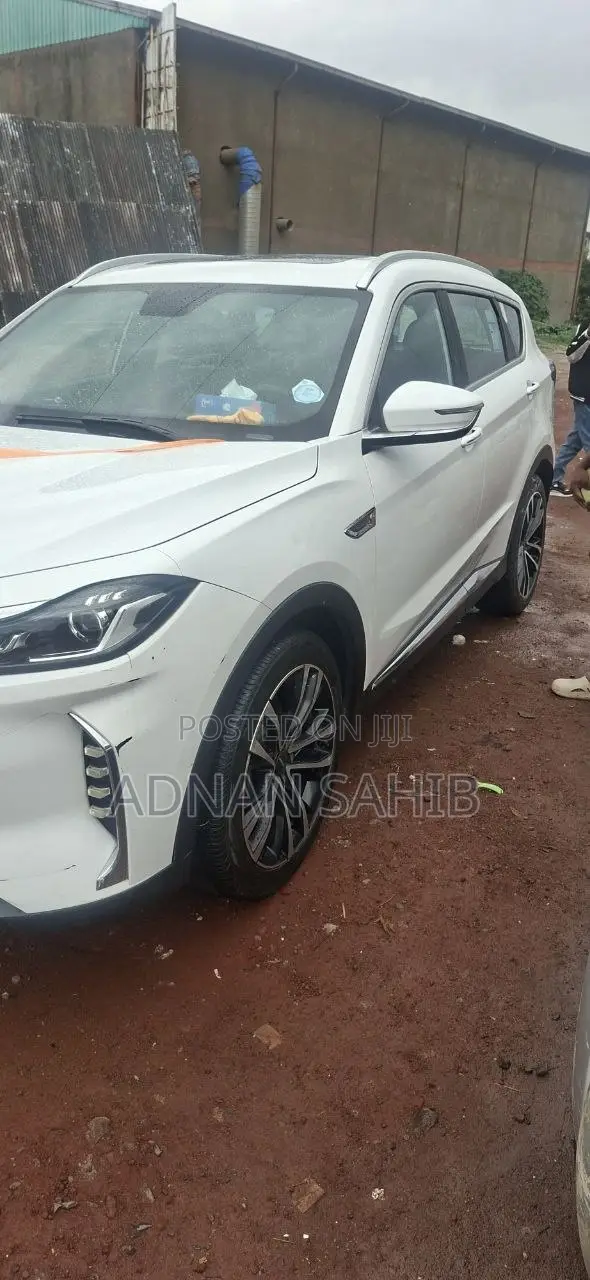 Jetour X70 Plus 2023 White