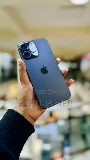New Apple iPhone 16 Pro Max 256 GB Black