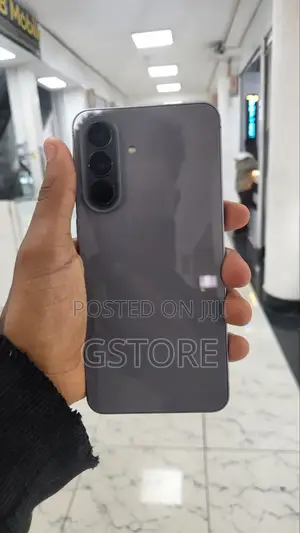 New Samsung Galaxy A57 256 GB Silver