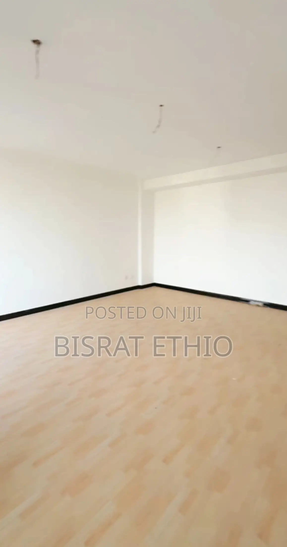 4bdrm Apartment in 22, Yeka for sale
