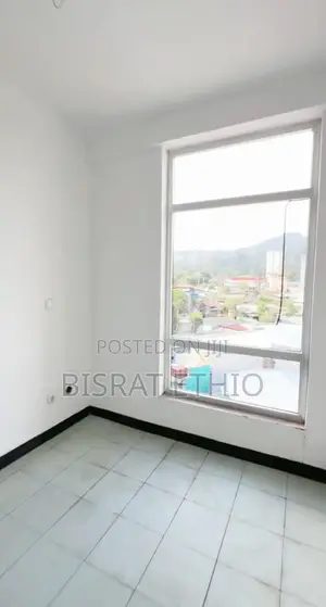 4bdrm Apartment in 22, Yeka for sale