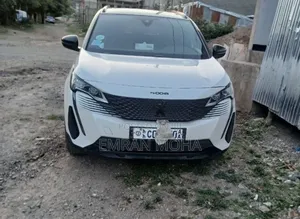 Peugeot 5008 2022 White