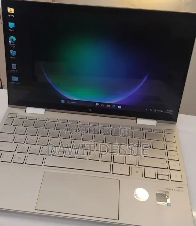 New Laptop HP Envy X360 8GB Intel Core i7 SSD 512GB
