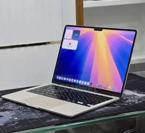 New Laptop Apple MacBook Air 2022 M2 16GB Apple M2 SSD 256GB