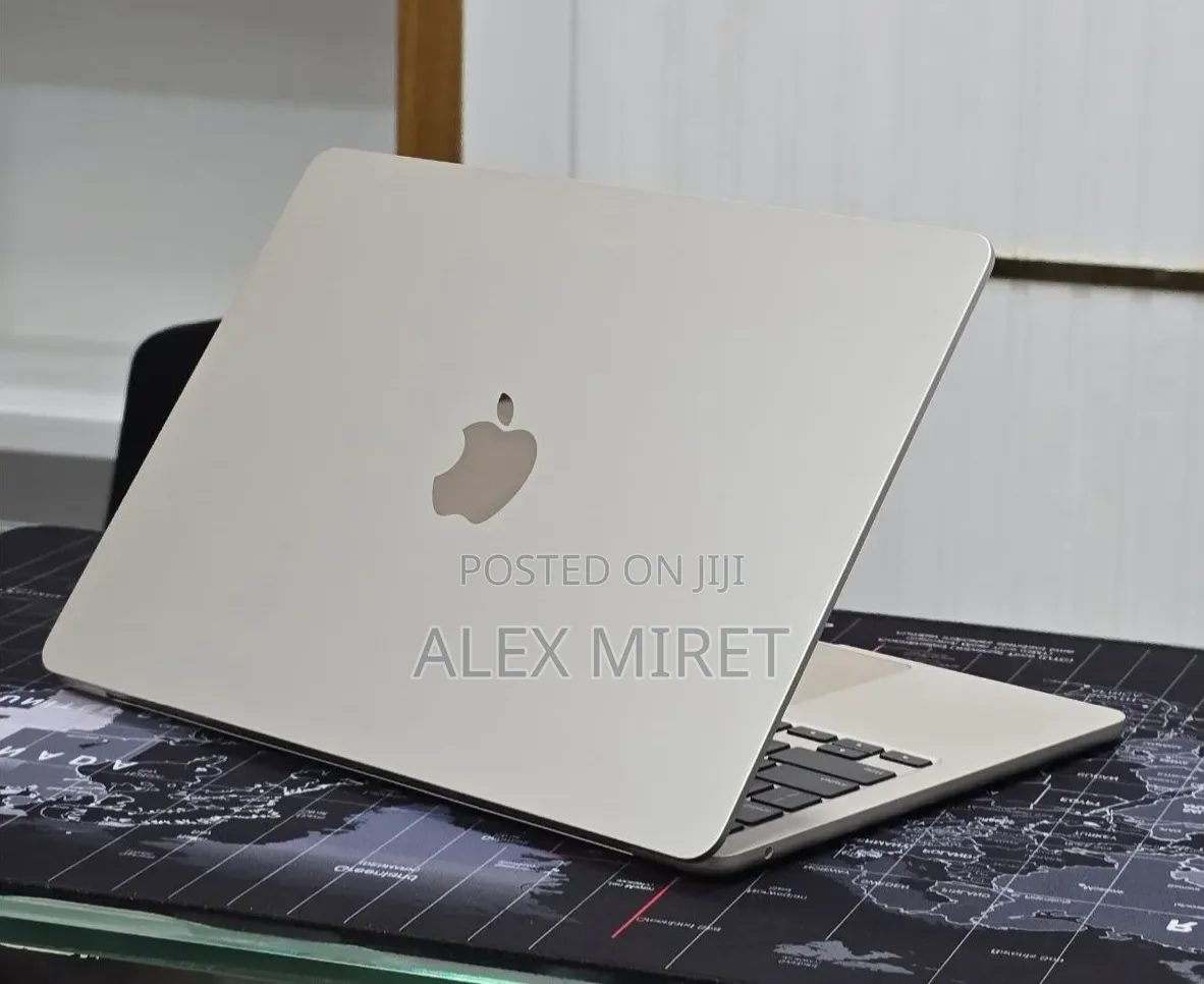 New Laptop Apple MacBook Air 2022 M2 16GB Apple M2 SSD 256GB