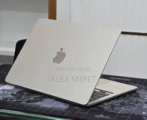 New Laptop Apple MacBook Air 2022 M2 16GB Apple M2 SSD 256GB
