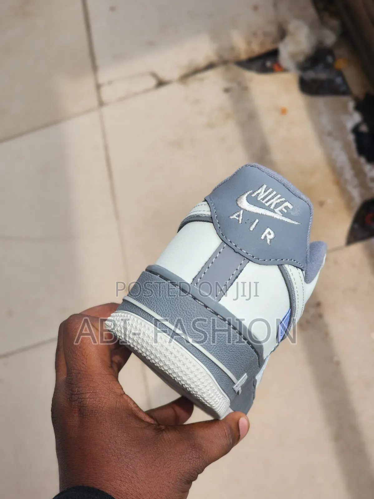 Nike Air Force Custom Pale