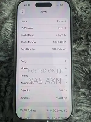New Apple iPhone 17 256 GB White